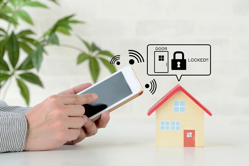 ホームセキュリティ比較指南書 SECOM VS ALSOK 頂上決戦も!